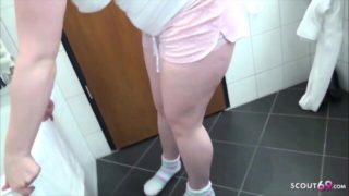 German Step Sister Seduce to Fuck in Bathroom bei Brother