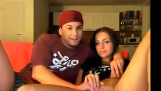 Hot Teen Couple perform on Webcam 2