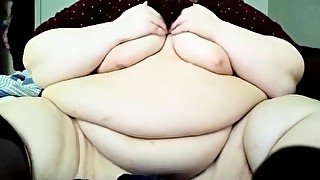 SSBBW cums from vibrator in pussy while rubbing belly