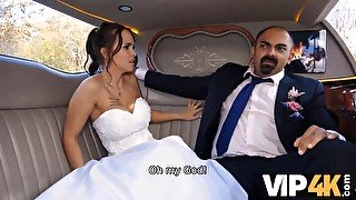 Watch Jenifer Mendez get her ass licked in a limo by her wedding ring-wearing husband