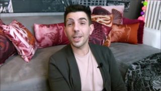 ITW: M'sieur Jeremy, cet homme qui parle de sextoys et de sexe sur Youtube