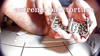 Extreme ball crush 220410