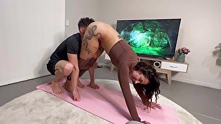 Yoga to HARD FUCK & CREAMPIE