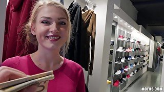 Public Pickups - Blond Filled With Customer Service 1 - Lucy Heart