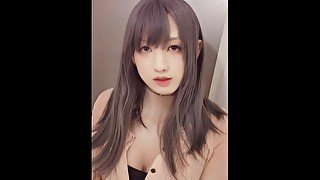 【個撮】男の娘がカメラにスリスリしたり、よだれ出したり、オナニーしたりする動画