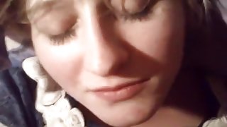 Watch my gf's orgasm face !!!