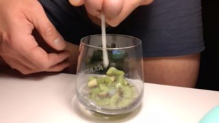 Cum & Kiwi mhmmm