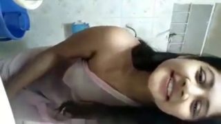 Desi so hot girl waiting for dad to fuck