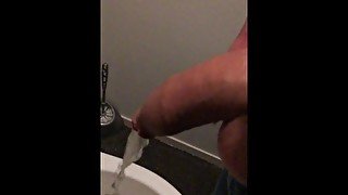 taking a piss in slow motion