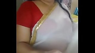 desi mallu aunty pressing nipple herself part 1