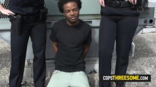 Submissive SUSPECT obeys the COPS and SMASHES their pussies