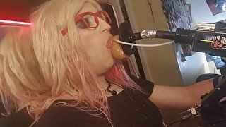 Sissy Receives Facial From Dildo Machine