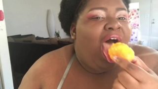 EBONY BBW SLURPS ON FROZEN TREAT | with sound