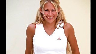 Anna kournikova just so hot