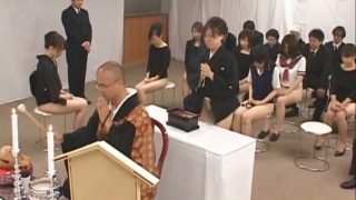 Free jav of Asian girls go to church