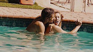 Amazing fucking by the outdoors pool with cum loving Chanel Grey