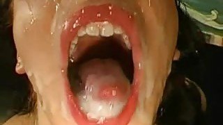 Sperma Whore Sandra Mausezahnchen
