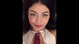 colombiana me seduce para chuparme la polla, Colegiala caliente