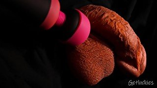 Close Up Vibration For And Huge Cumshot