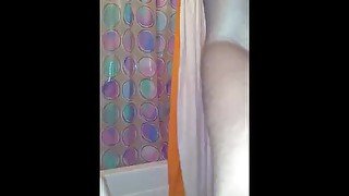 PreShower Twerk Show