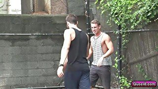 Jarec Wentworth fucks Trace Kendall in this gay video