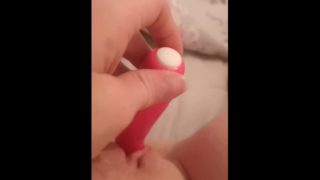 Video recording my friend vibrating her pussy