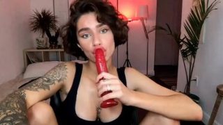 Alluring breasty tranny whore in great amateur porn