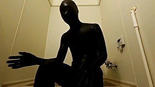 Take a shower zentai