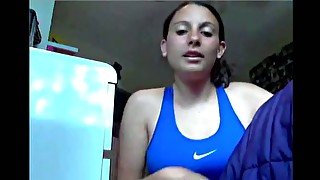 Sporty fuck buddy showing her asshole in closeup shot