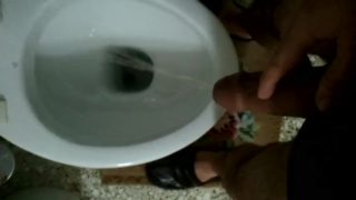 Pissing after cum