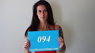 Tattooed Czech cougar on sex casting