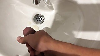 Short Cut Cumshot