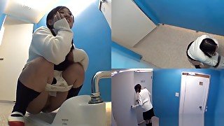 Asian teen 18+ Babes Urinate