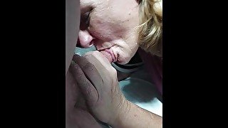 This Amateur Granny Knows How To Give Good Blowjob's