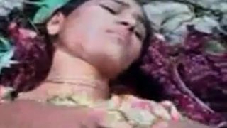 sexy bengali girl fucked in outdoor