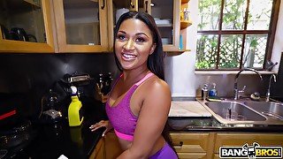 Jmac, Sommer Isabella Forget Cleaning, Show Me Your Assets / 14.8.2018