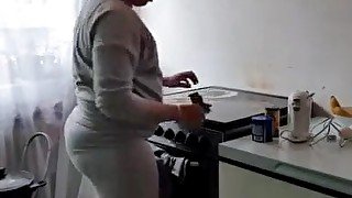 Arab housewife