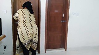 Convinced Indian beautiful maid to fuck when she came to sweep My Room - Big Booty Huge Bobs