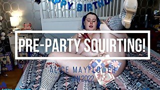 Full Video - Pre-party squirting!