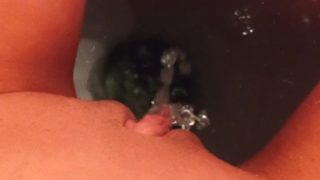 MY PUBLIC TOILET PISSING / teen PUSSY PISS / GIRLS CLOSEUP PUBLIC PEE