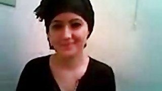 Arab hijab girl flashing