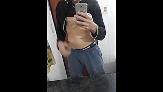 Buueen diiaaa, estirando el cuerpo jaja