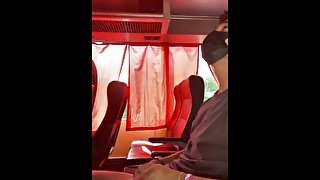 PINOY JAKOL - PUBLIC JAKOL. INABUTAN NG LIBOG SA BUS