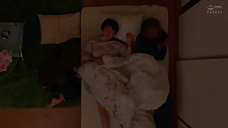 家飲みで酔いつぶれたHカップ美女を彼氏の前でハメちゃう禁断SEXｗ