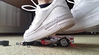 Toycar Crushing with Nike Airforce 1 Platform