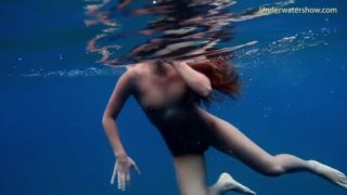 First underwater erotic video