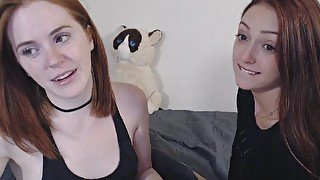 Arousing Lesbian Babe Enjoys Twat Licking