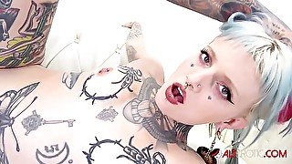 River Dawn And Sascha Have A Surreal With A And Without A Pussy Tattoo??