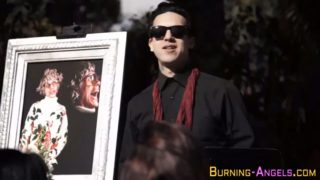 Emo slut fucks at funeral