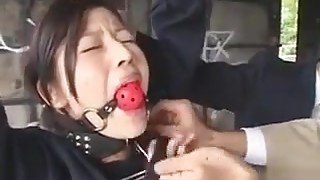 Japanese Gets Pussy Shaved